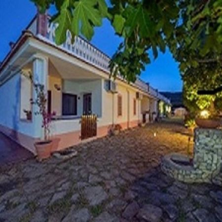 B&B La Formichina Пешичи Екстериор снимка