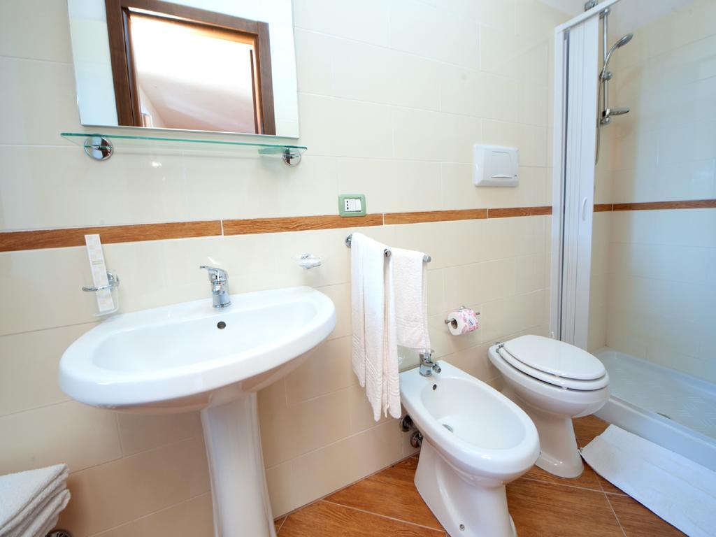 B&B La Formichina Пешичи Екстериор снимка